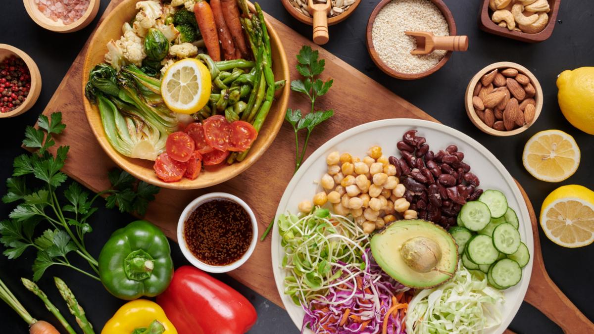 Quase metade da população mundial sem comida saudável, um ambiente limpo ou salários decentes -