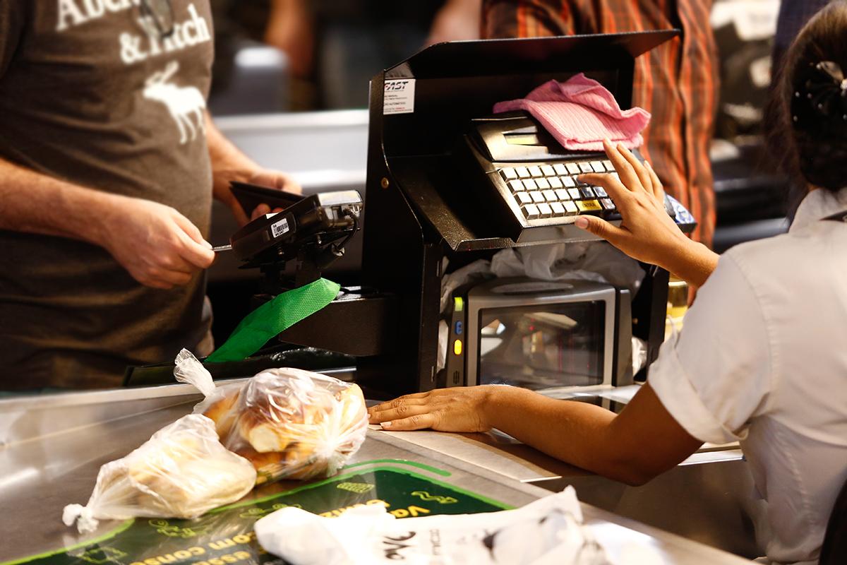 Invisible inflation: Brazilians pay more and take less