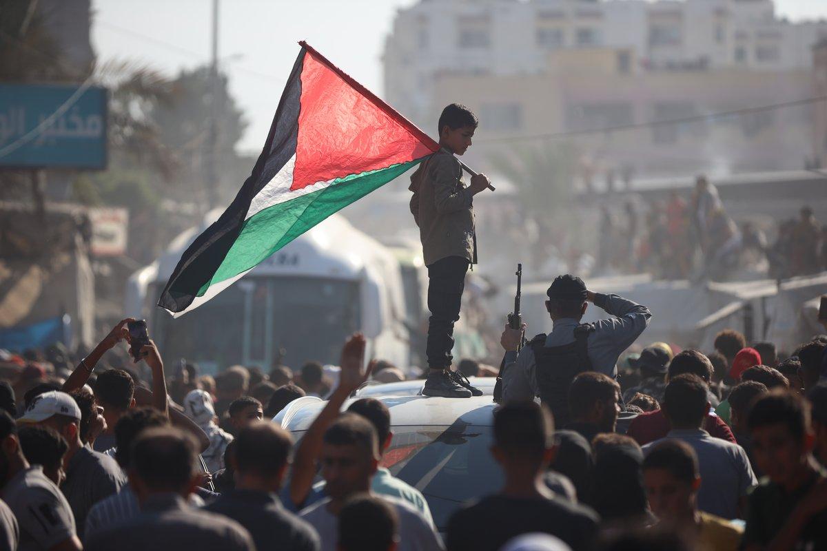 Difficulty finding the bodies puts the deal at risk and puts pressure on Hamas