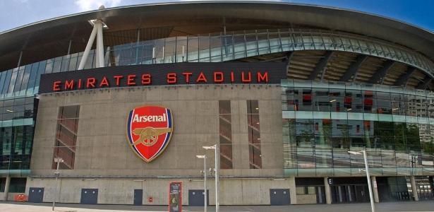 Alguém se importa?A equipe encherá um estádio da Premier League em um amistoso