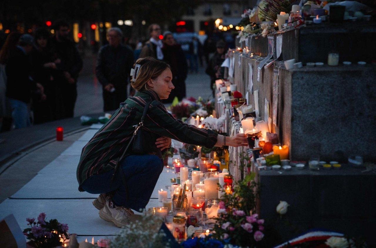 Paris, 10 anos após os ataques de 13 de novembro - Vatican News