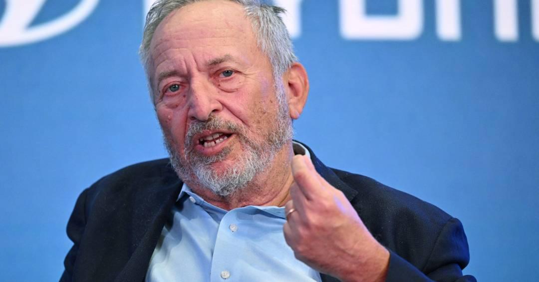 Harvard abre investigação sobre negociações do ex-reitor com Jeffrey Epstein |