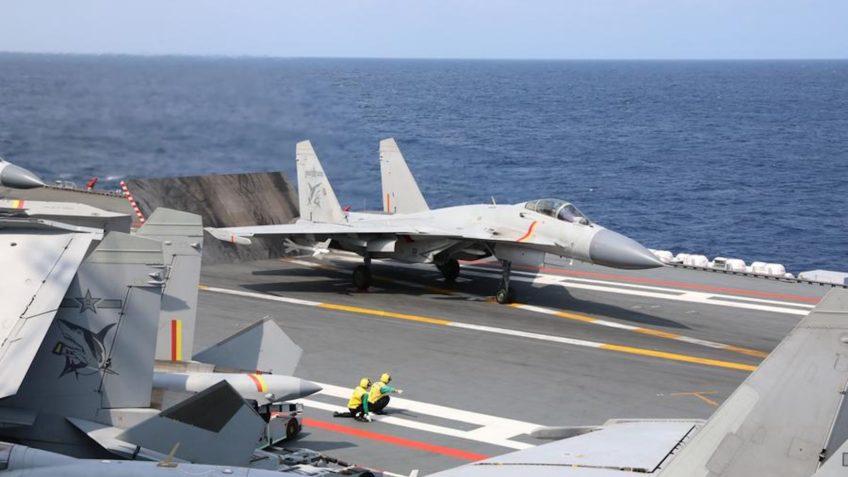 Aviões de combate agravam crise sino-japonesa