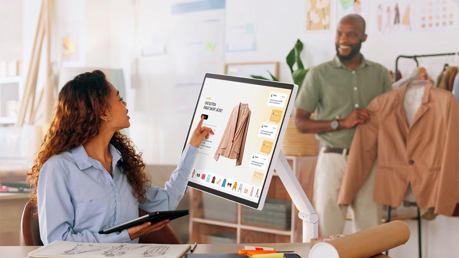 LG Swing Pre -Saal no Brasil;Conheça monitores com suporte articulado -